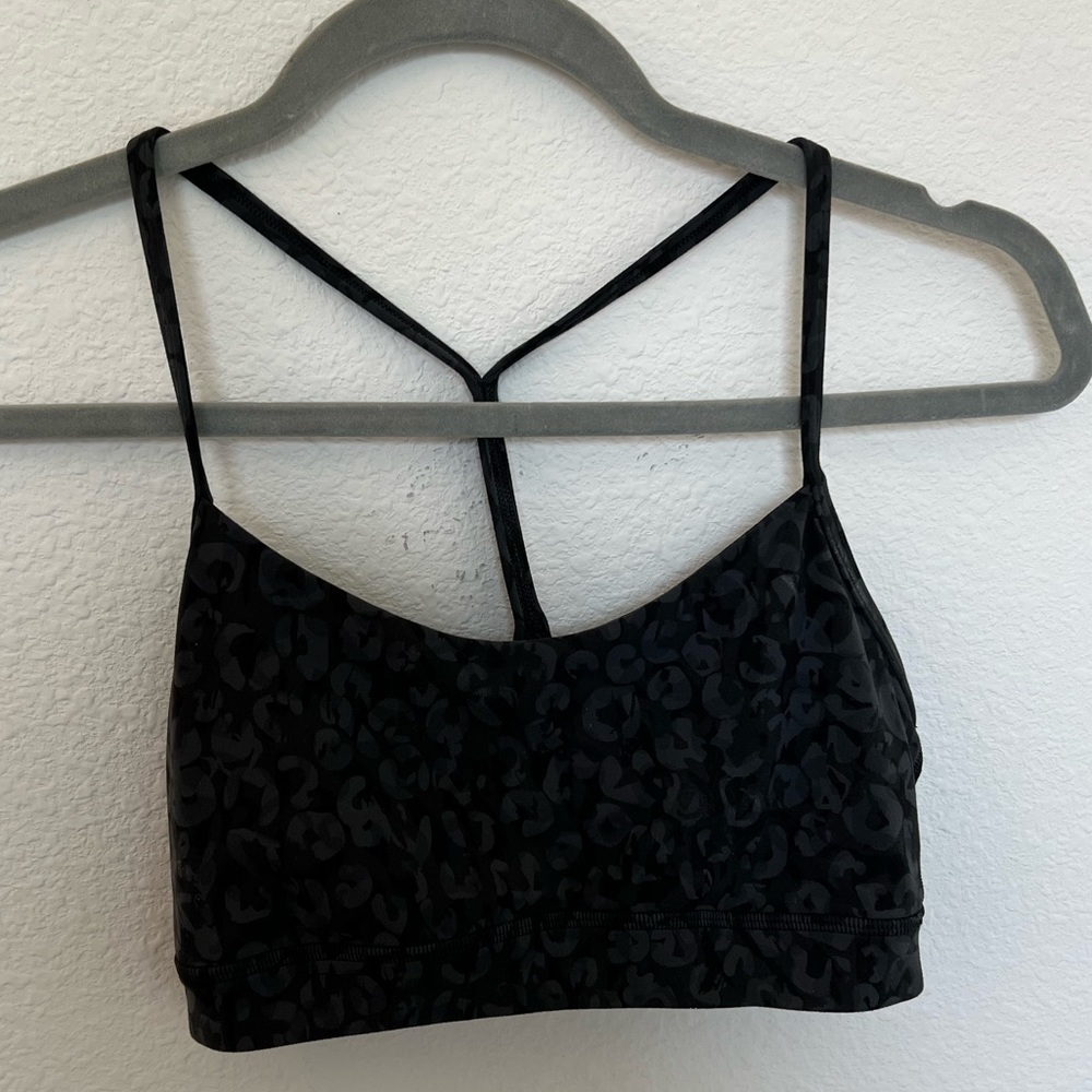 Lululemon sports bra!!